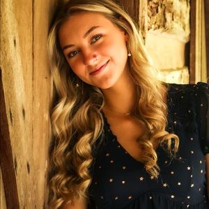 Meet your Posher, Maddy